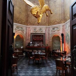 palacio chiado est le lieu ulra chic pour y passer des soirées le vendredi ou le samedi à Lisbonne avec une vaste collection de coktails