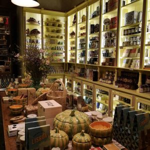 A vida Portuguesa, magasin magnifique au chiado à Lisbonne proposant des produits et souvenirs fabriqués au Portugal