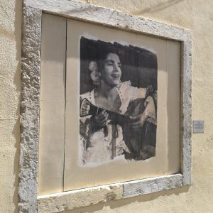 Camilla Watson, photographe anglaise et artiste de rue à Lisbonne