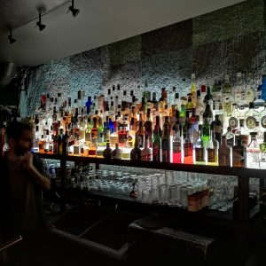 Cinco Lounge, un bar à cocktail à Lisbonne avec une carte incroyable et une ambiance amicale très agréable