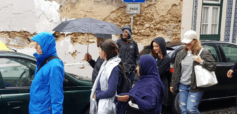 Les pickpockets de Lisbonne se mêlent dans la masse et prétendent être des touristes