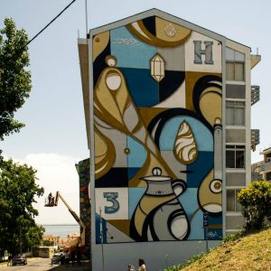 Hazul, street artiste dans le quartier de Marvila à Lisbonne