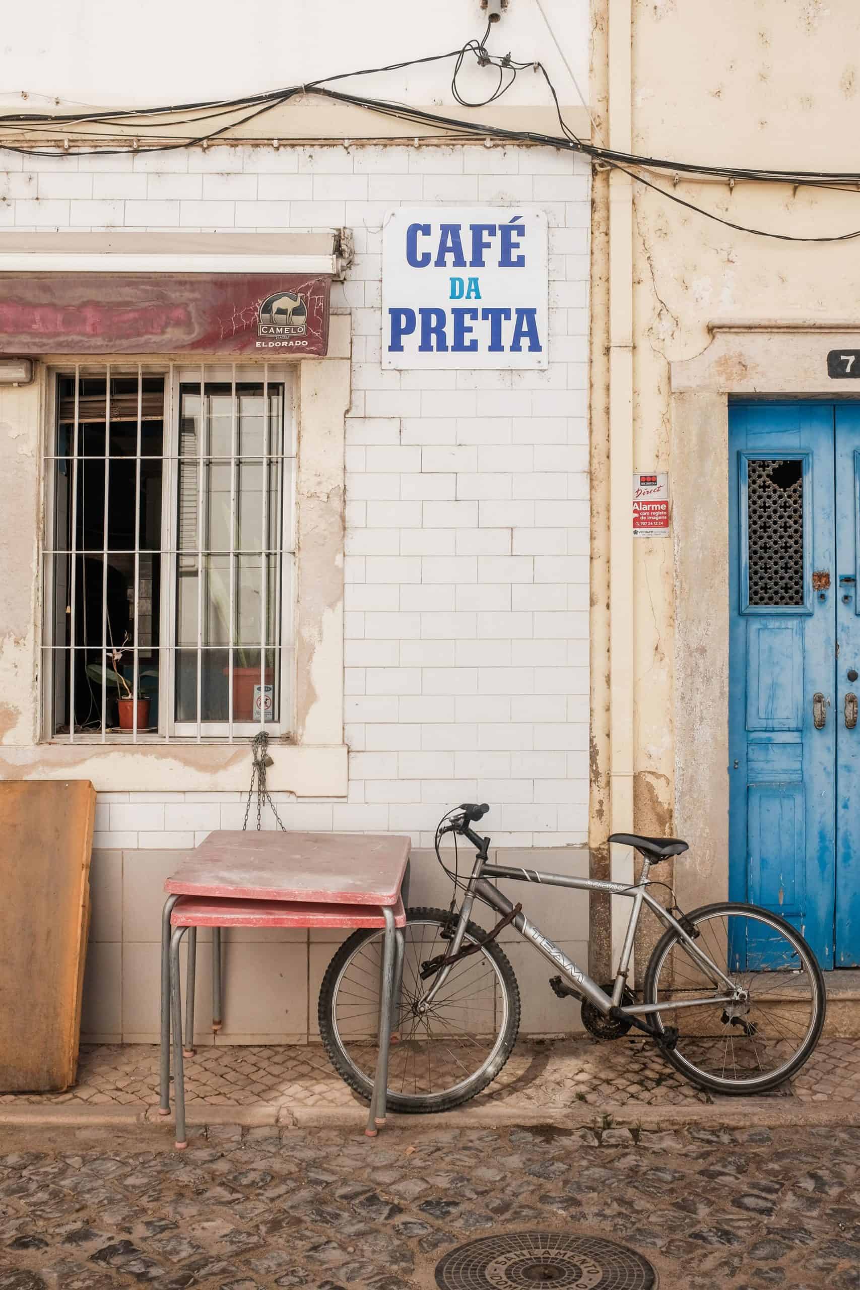 Travailler à Lisbonne dans les bars et les restaurants