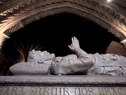 le tombeau de camoes au monastère des Hiéronymites le 10 juin jour du Portugal