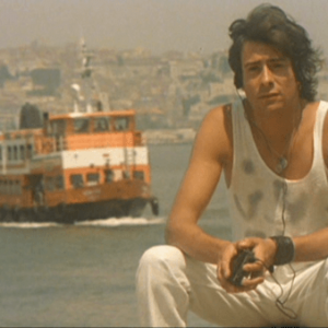 Vue de Lisbonne, de l'autre côté du Tage - Nuits Fauves