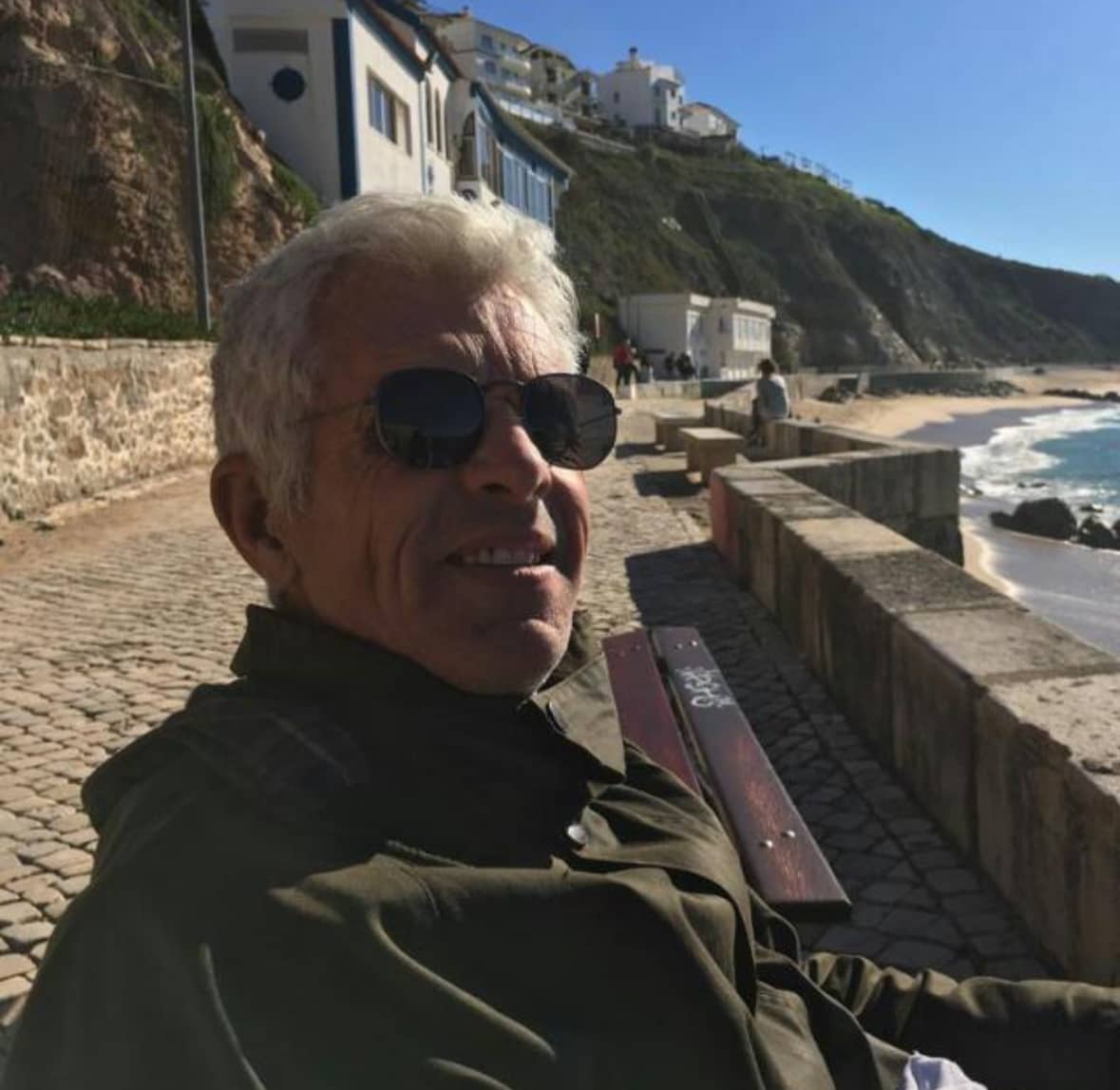 andré est le doyen des guides français de lisbonne